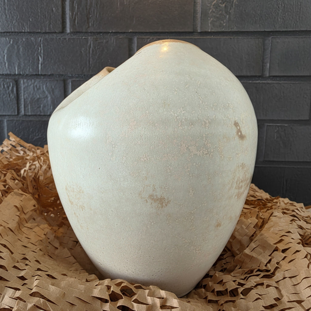 Vază handmade din ceramică Rost