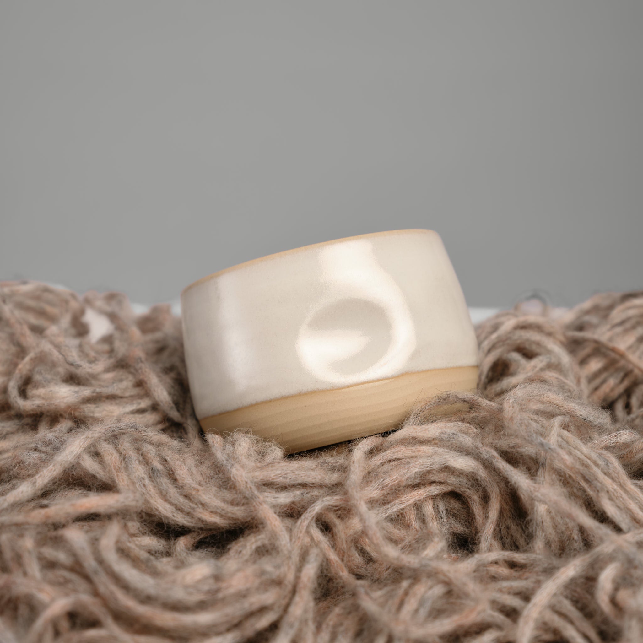 Cană handmade din ceramică Elva