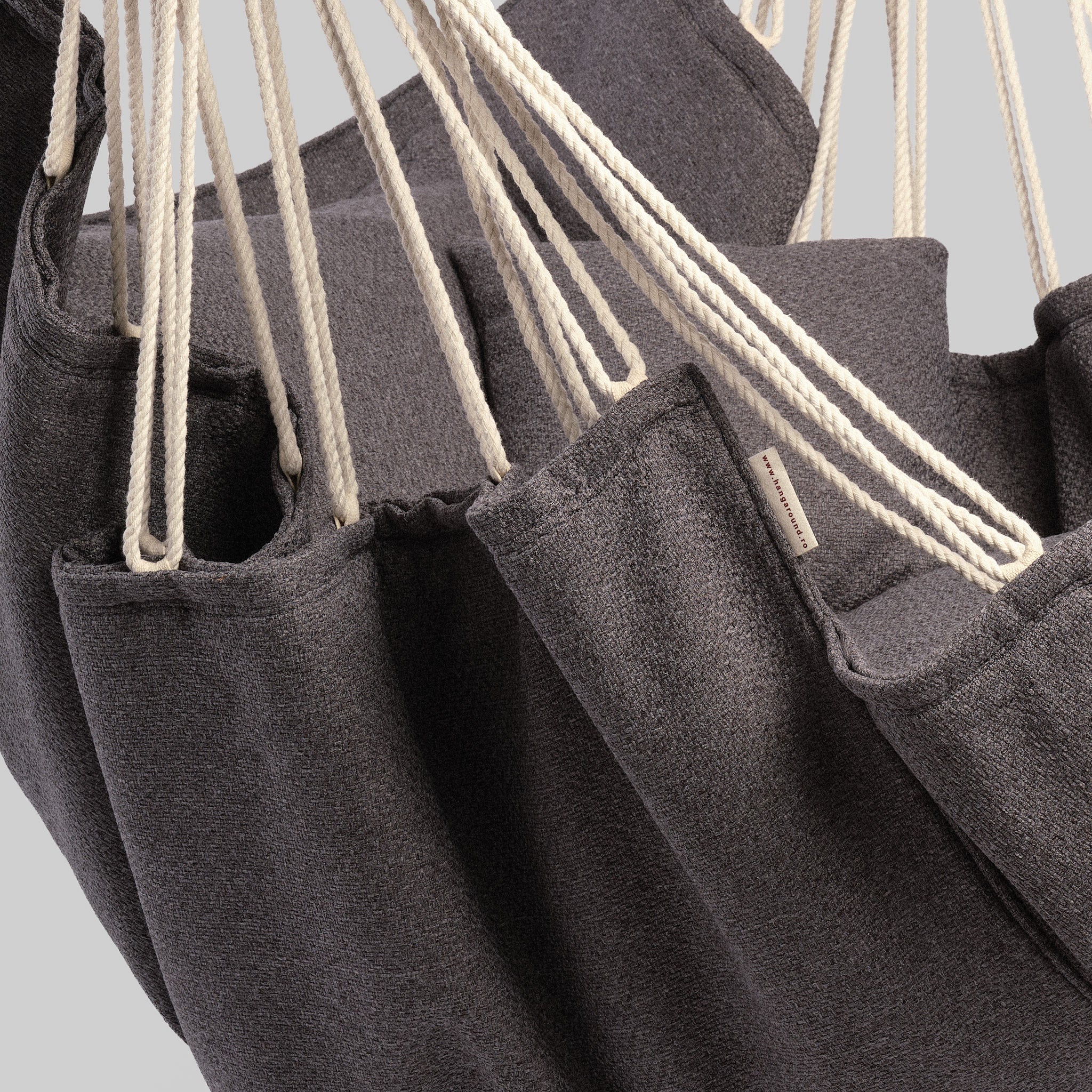 Fotoliu suspendat din material textil Steel