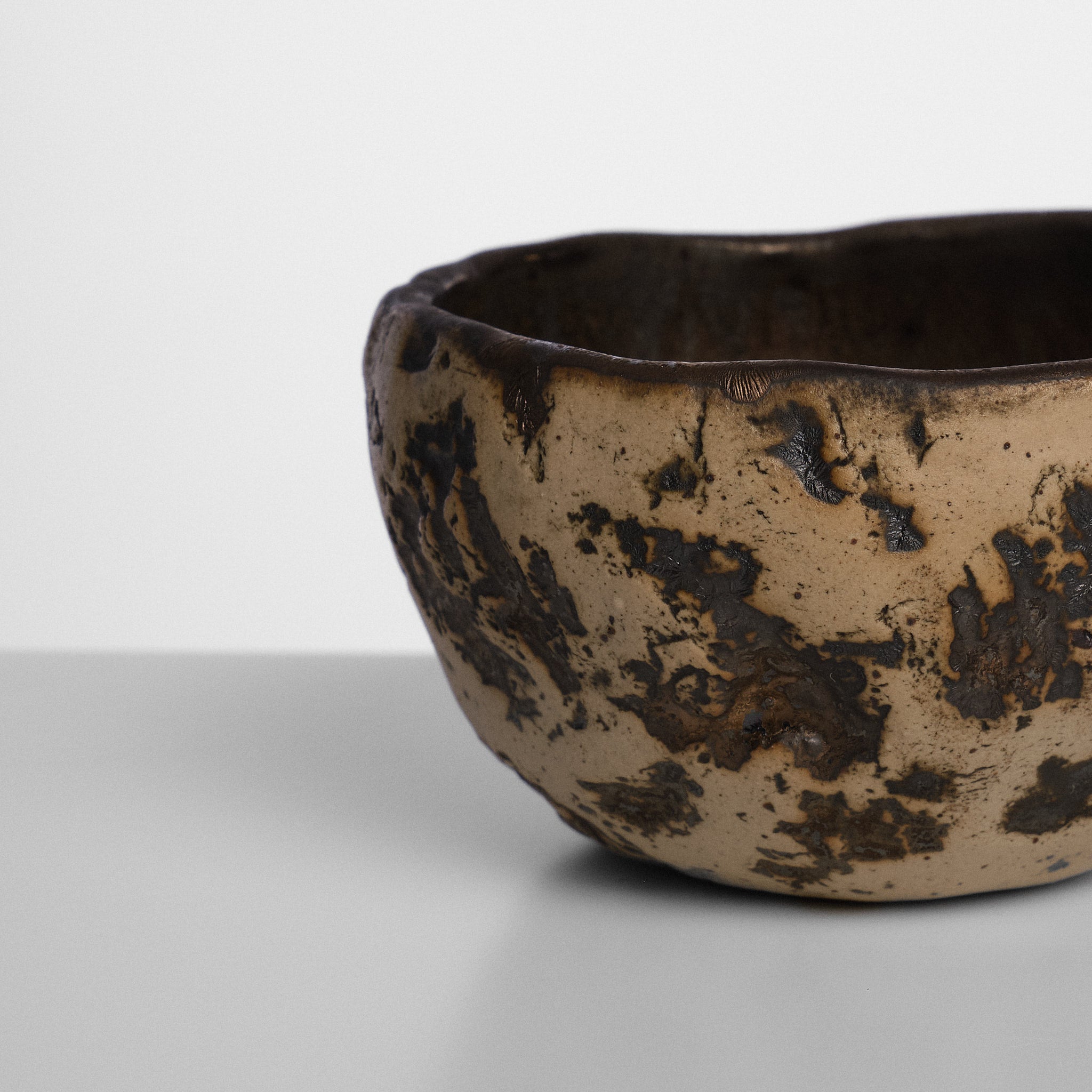 Cană handmade din ceramică Golden Rock