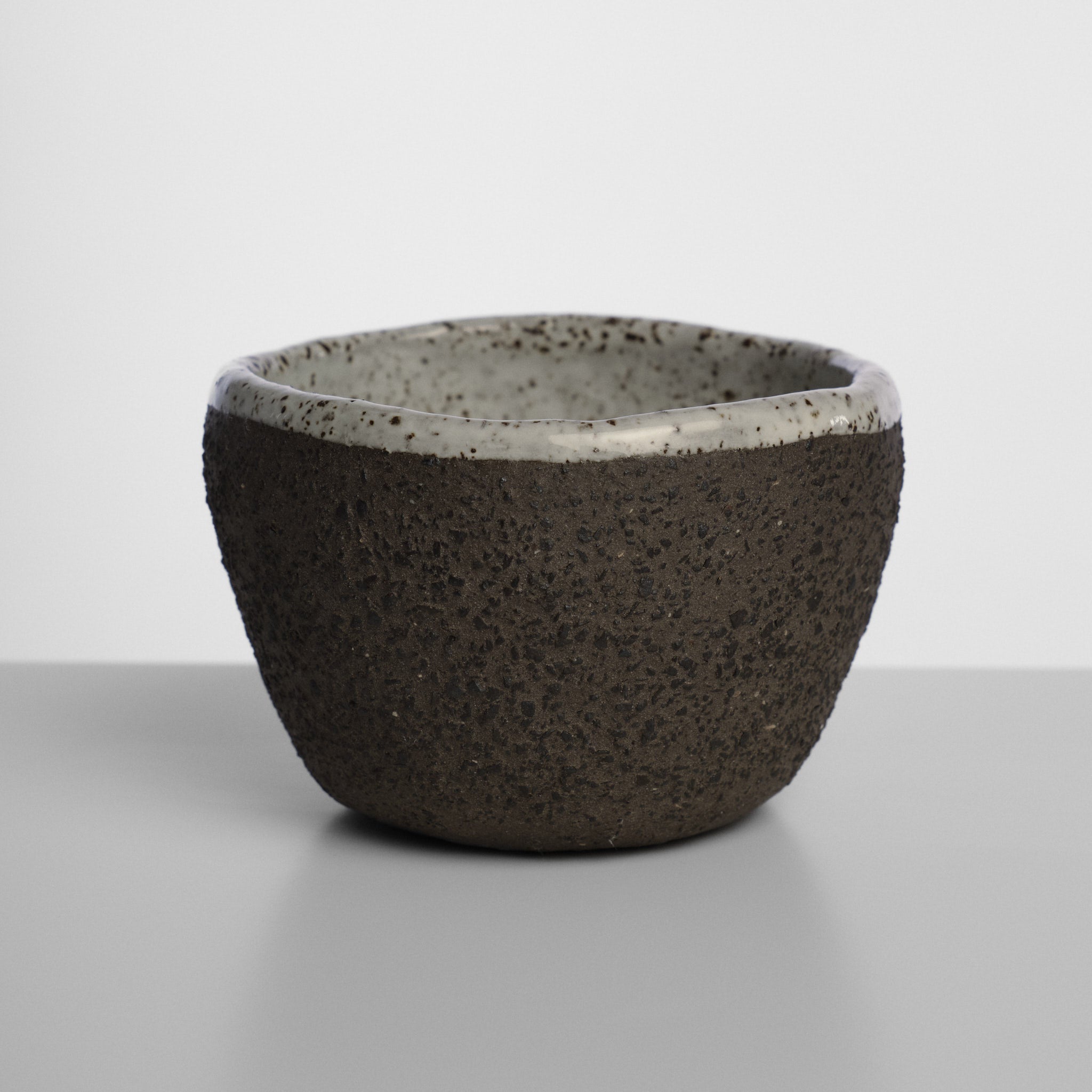 Cană handmade din ceramică Raw Latte