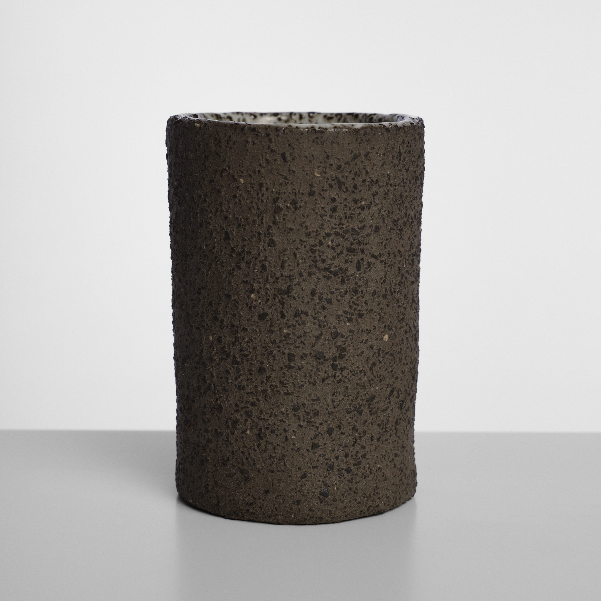 Cană handmade din ceramică Raw Tall