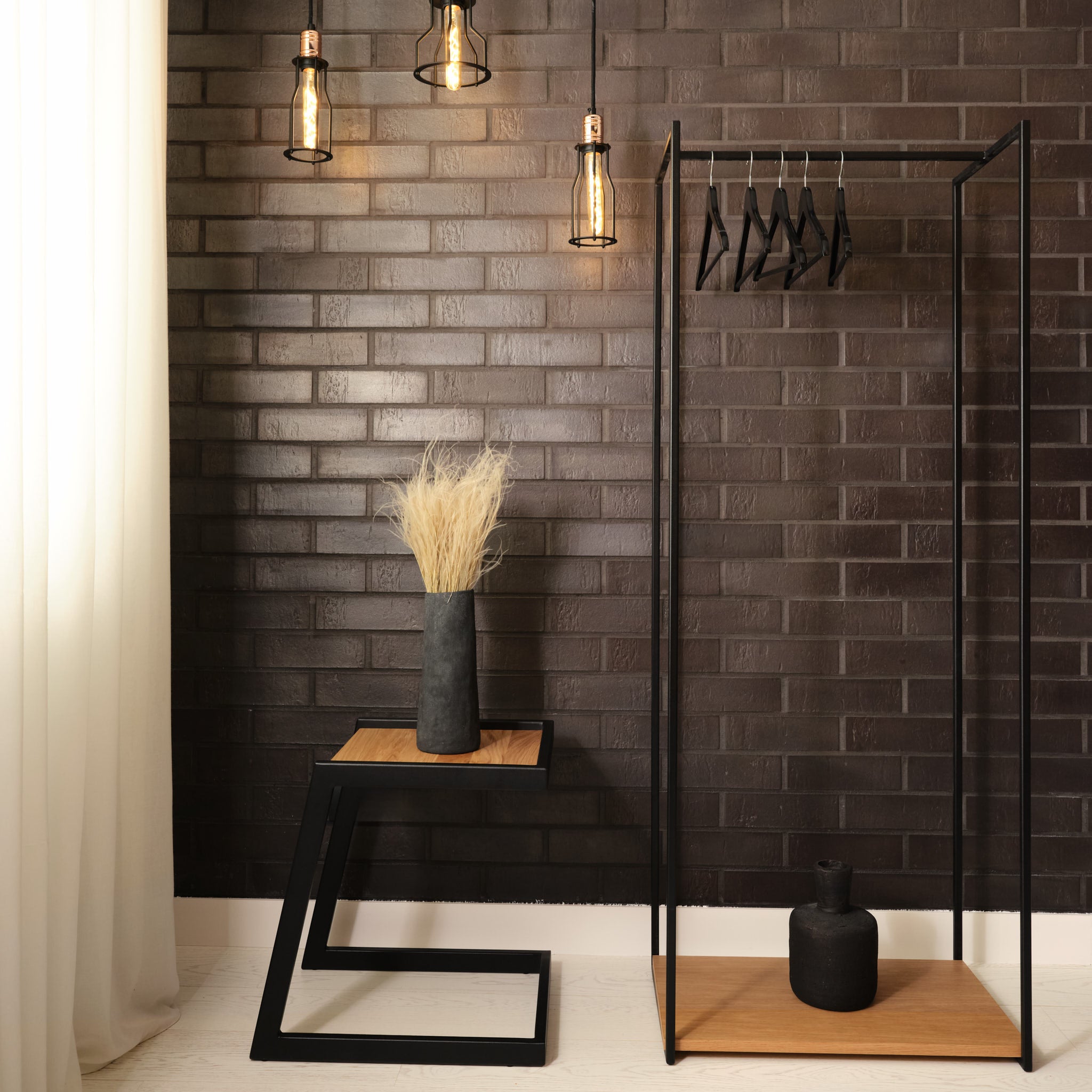 Măsuță lemn masiv și metal Tazu