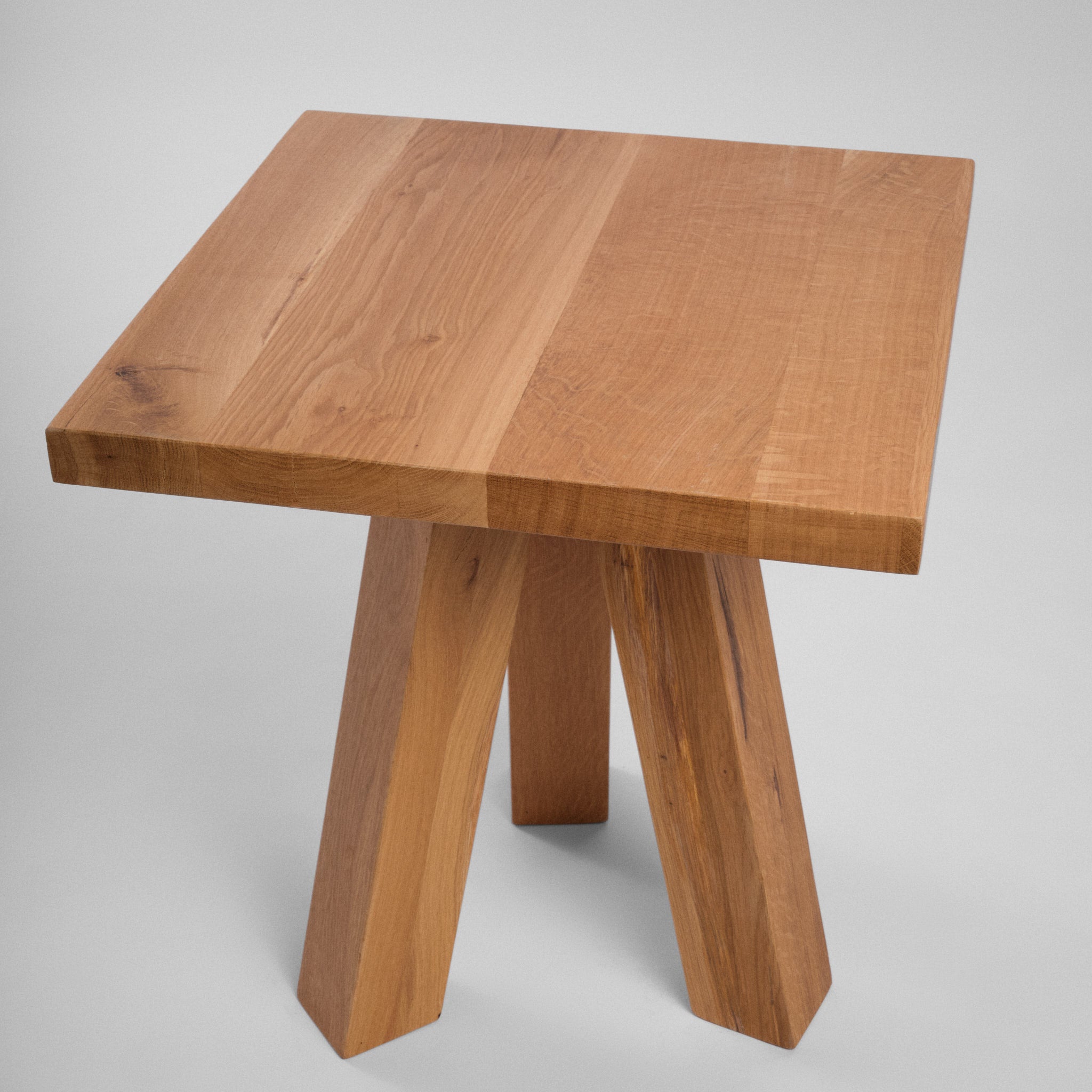 Măsuță lemn masiv Vana