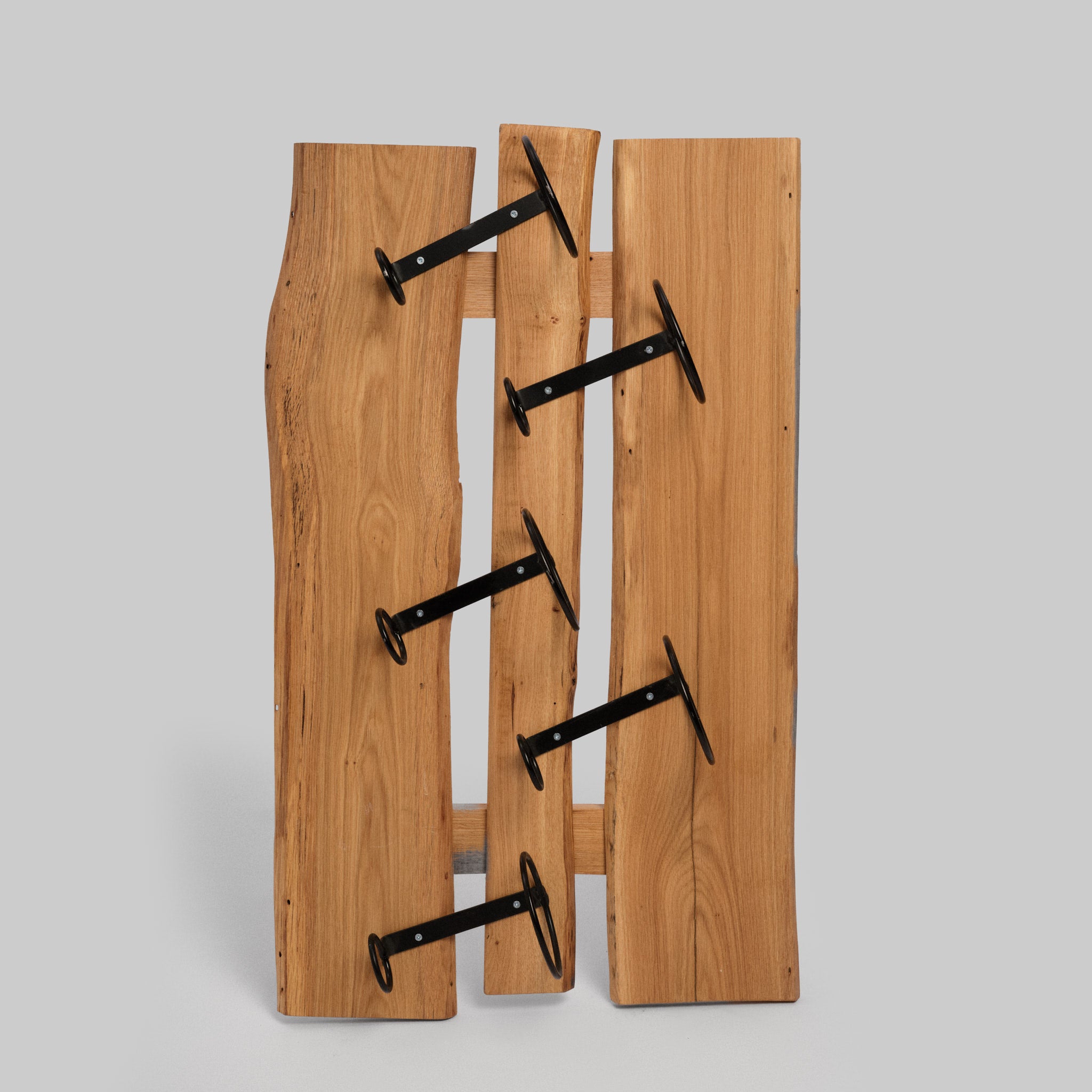 Suport suspendat pentru sticle de vin din lemn masiv Tora