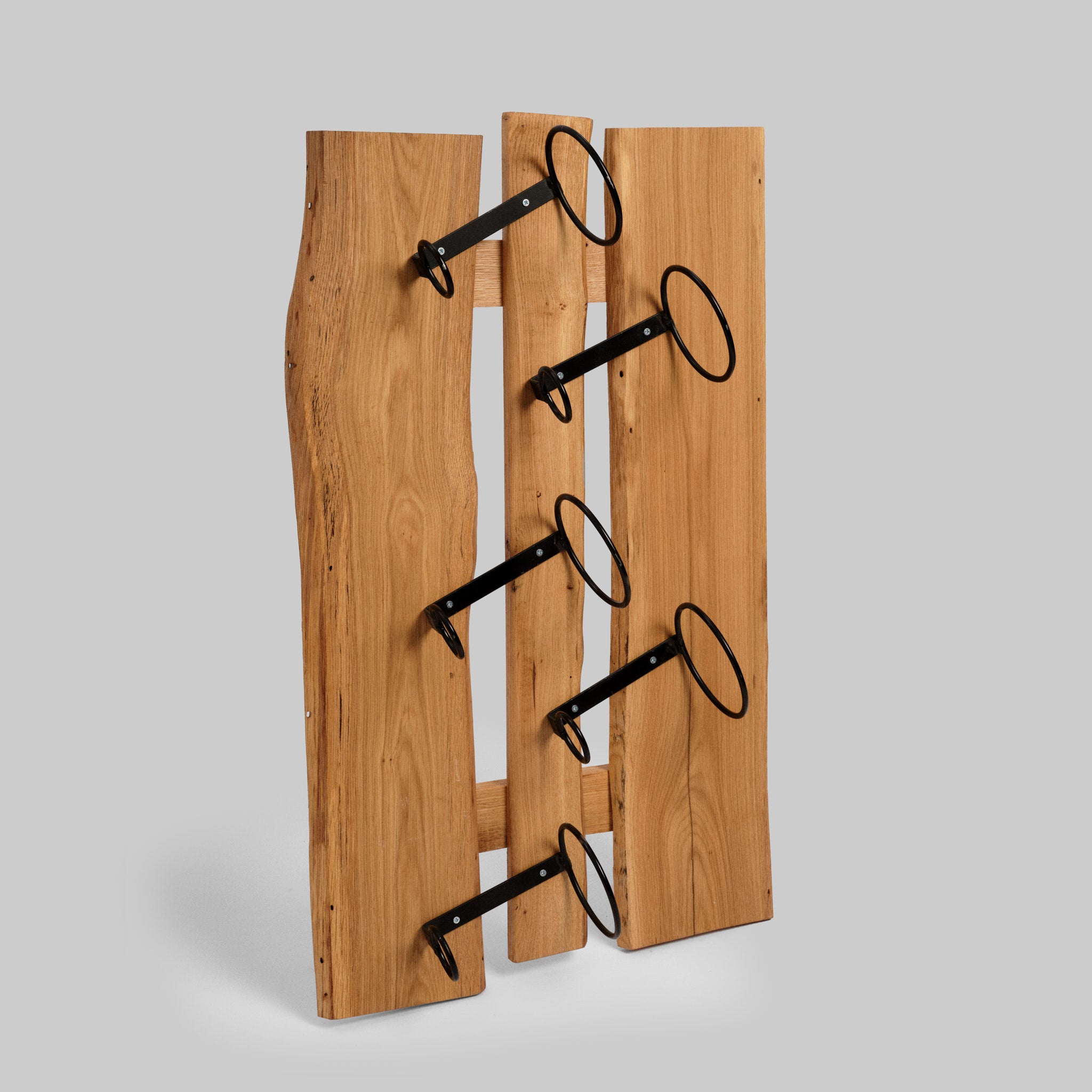 Suport suspendat pentru sticle de vin din lemn masiv Tora