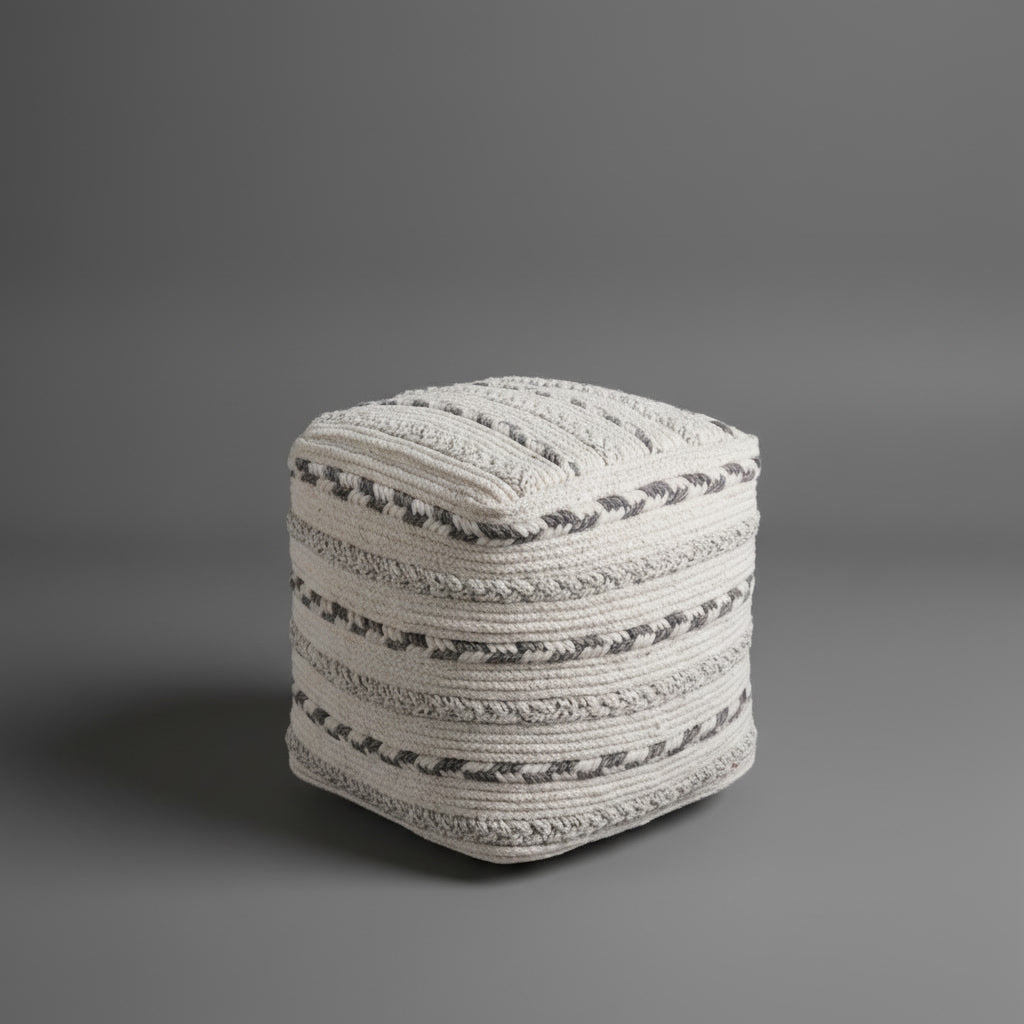 Taburet handmade din lână Kalusha