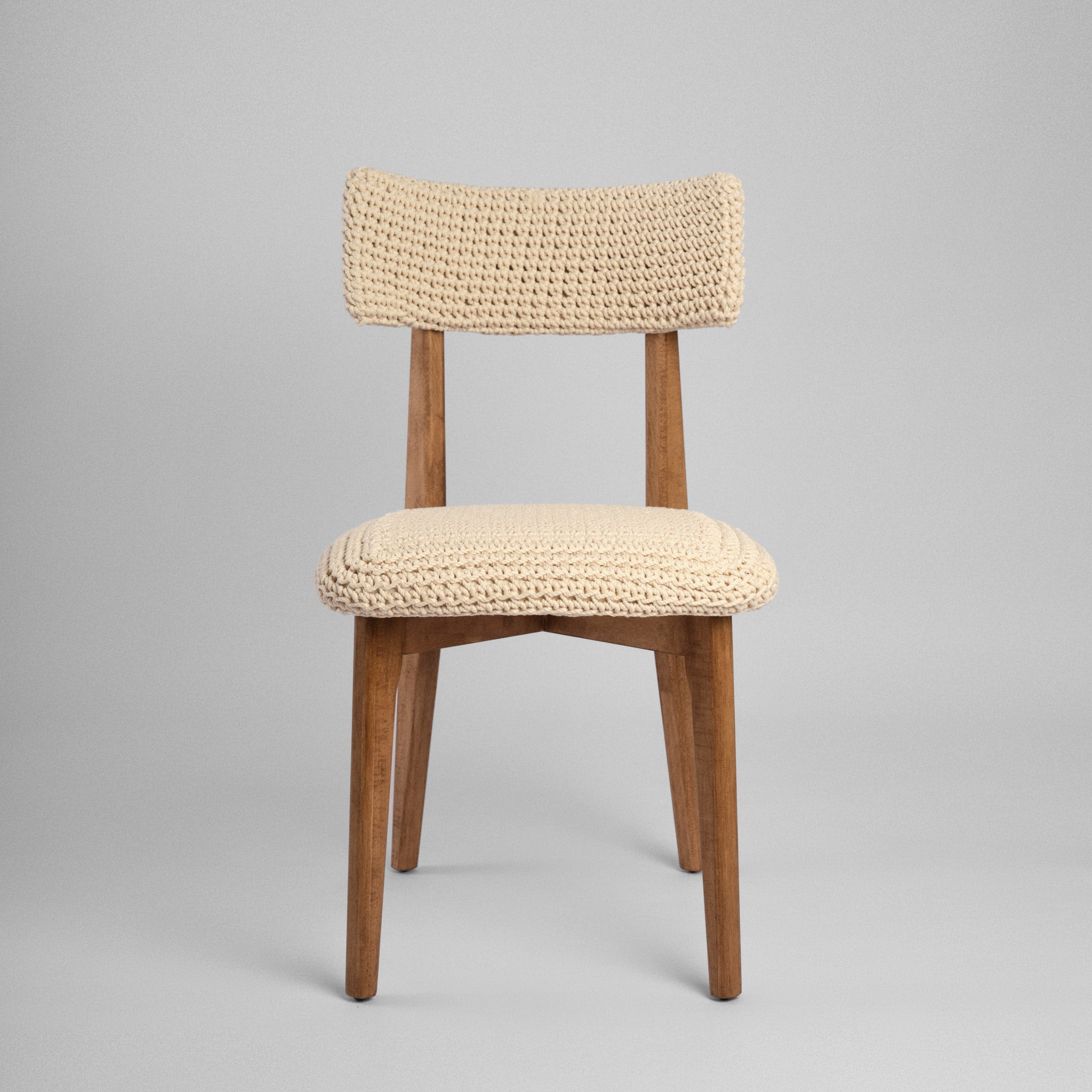 Scaun lemn & textil Nebai