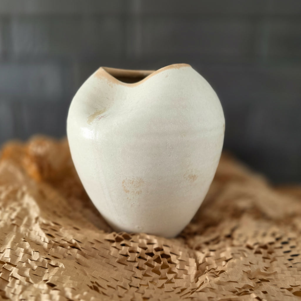 Vază handmade din ceramică Rost