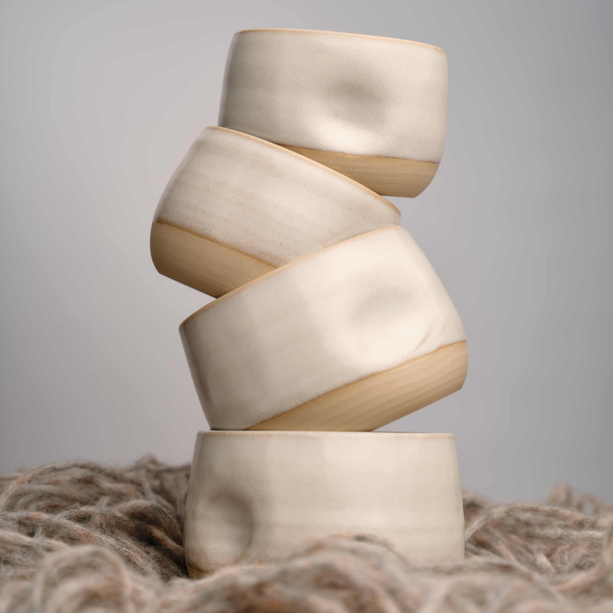 Cană handmade din ceramică Elva