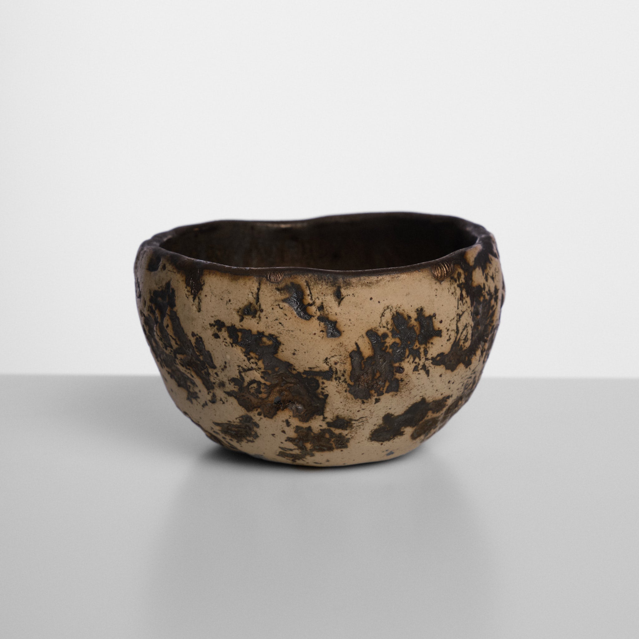 Cană handmade din ceramică Golden Rock