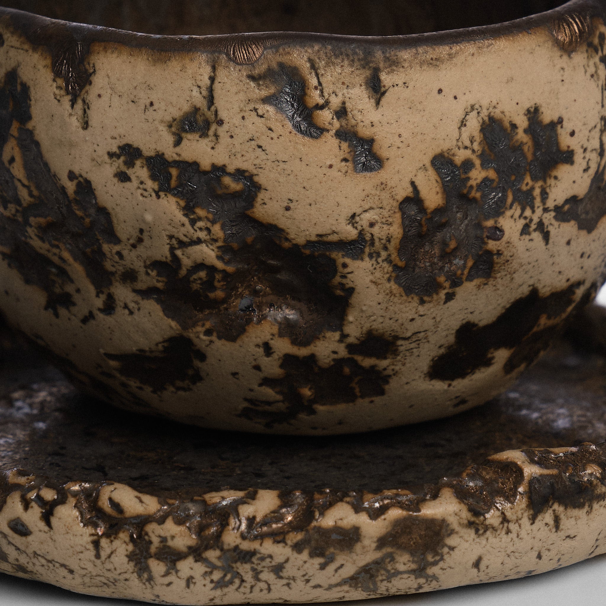 Cană handmade din ceramică Golden Rock