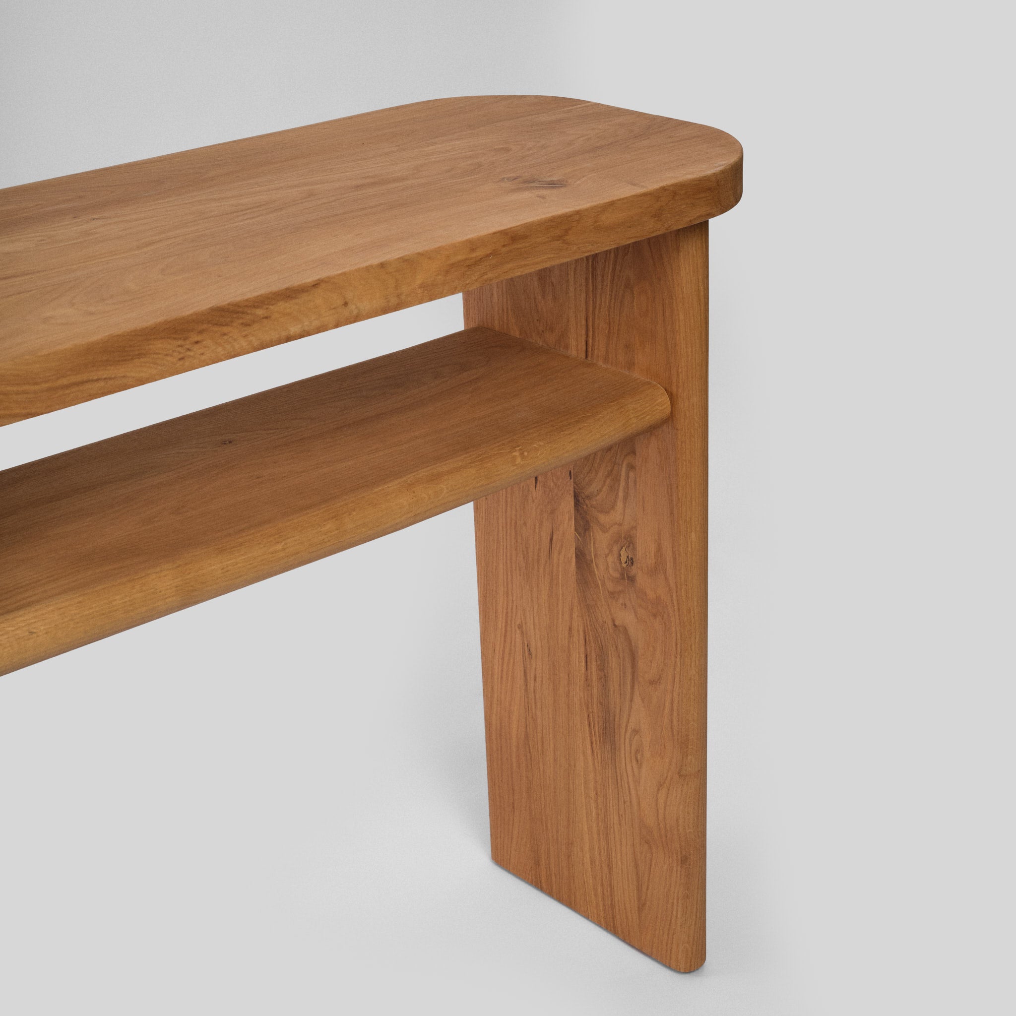 Consolă lemn masiv cu raft Taen