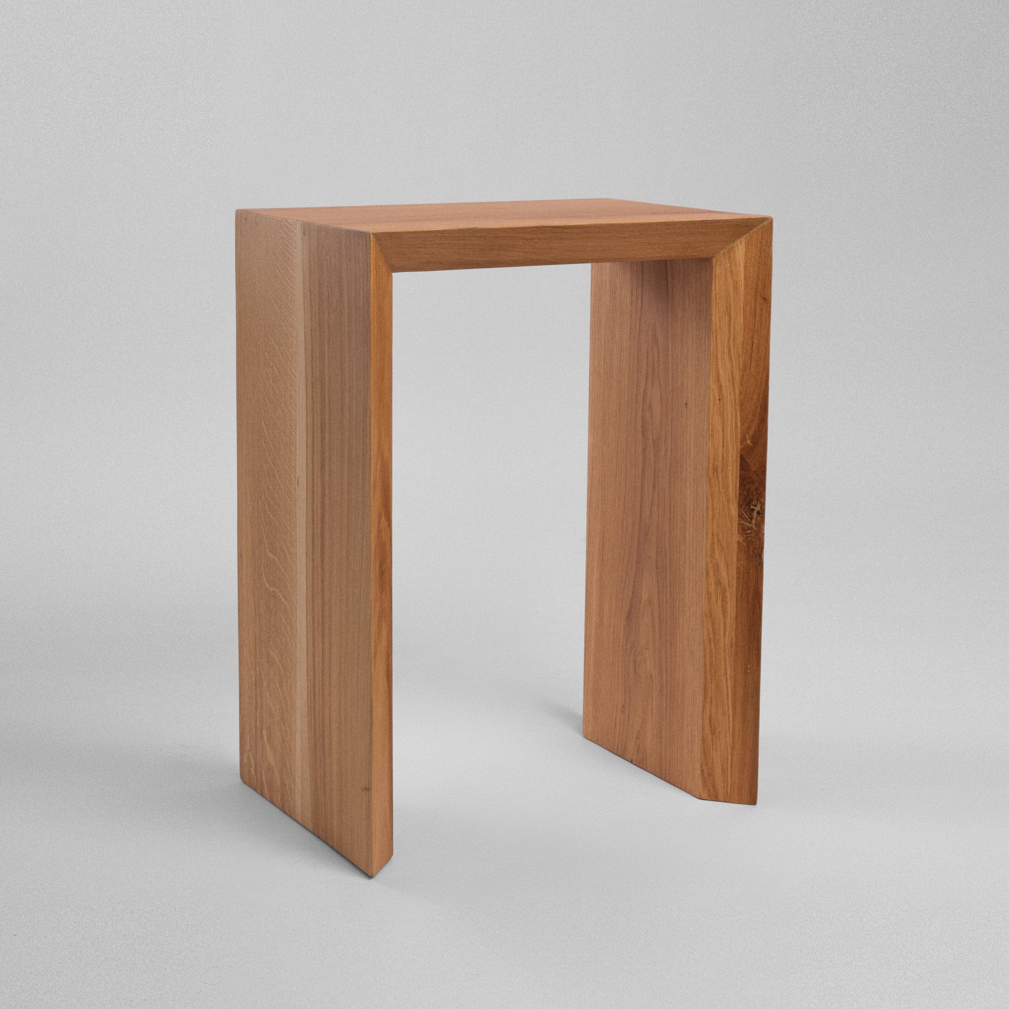 Măsuță lemn masiv Naos