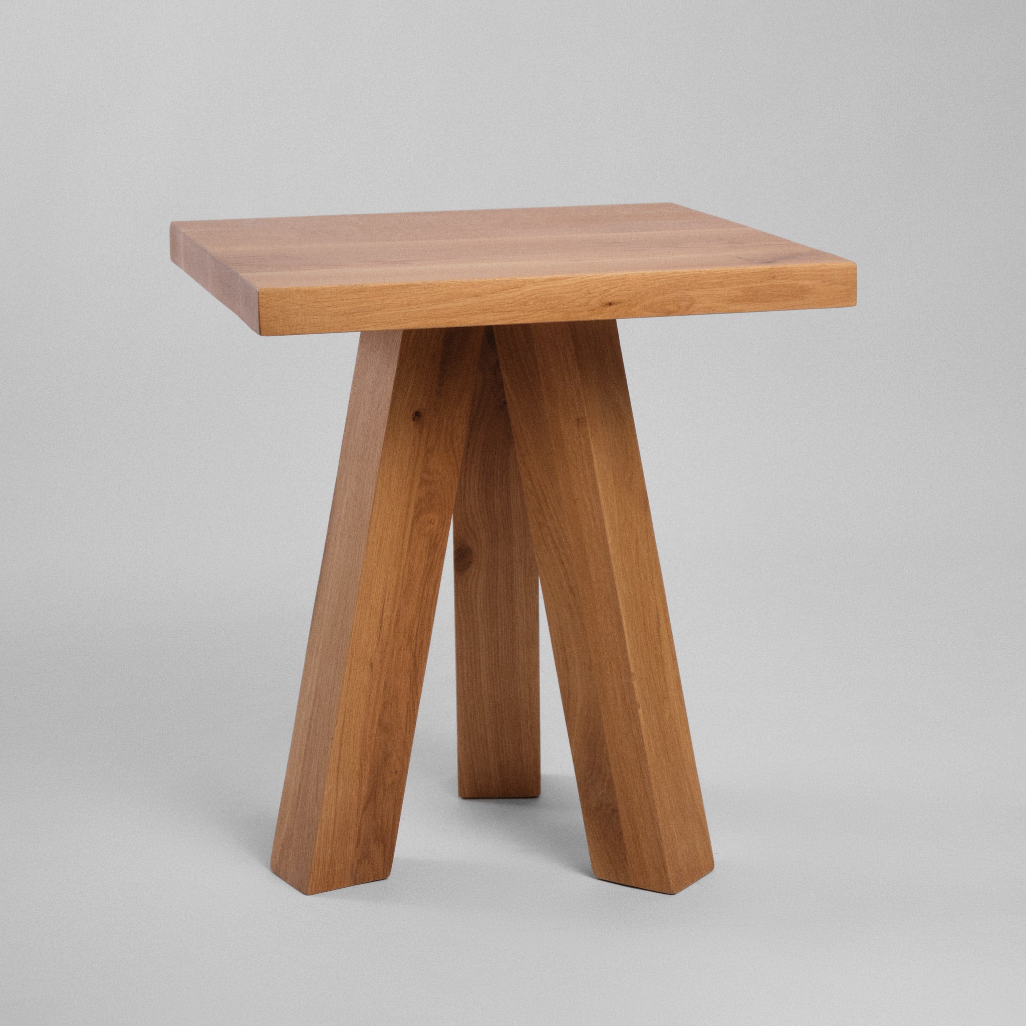 Măsuță lemn masiv Vana