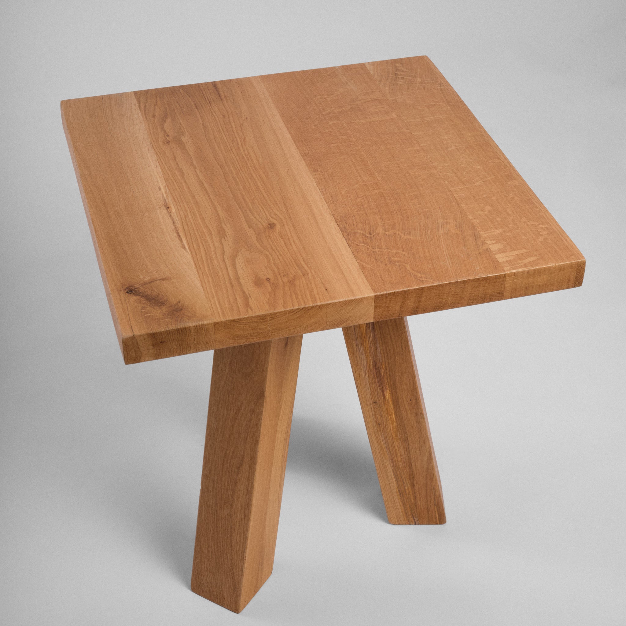 Măsuță lemn masiv Vana