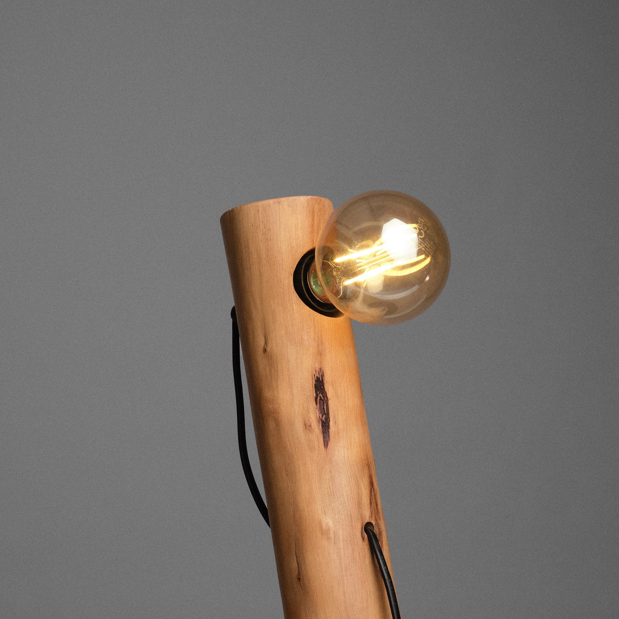 Lampă de masă Nuka