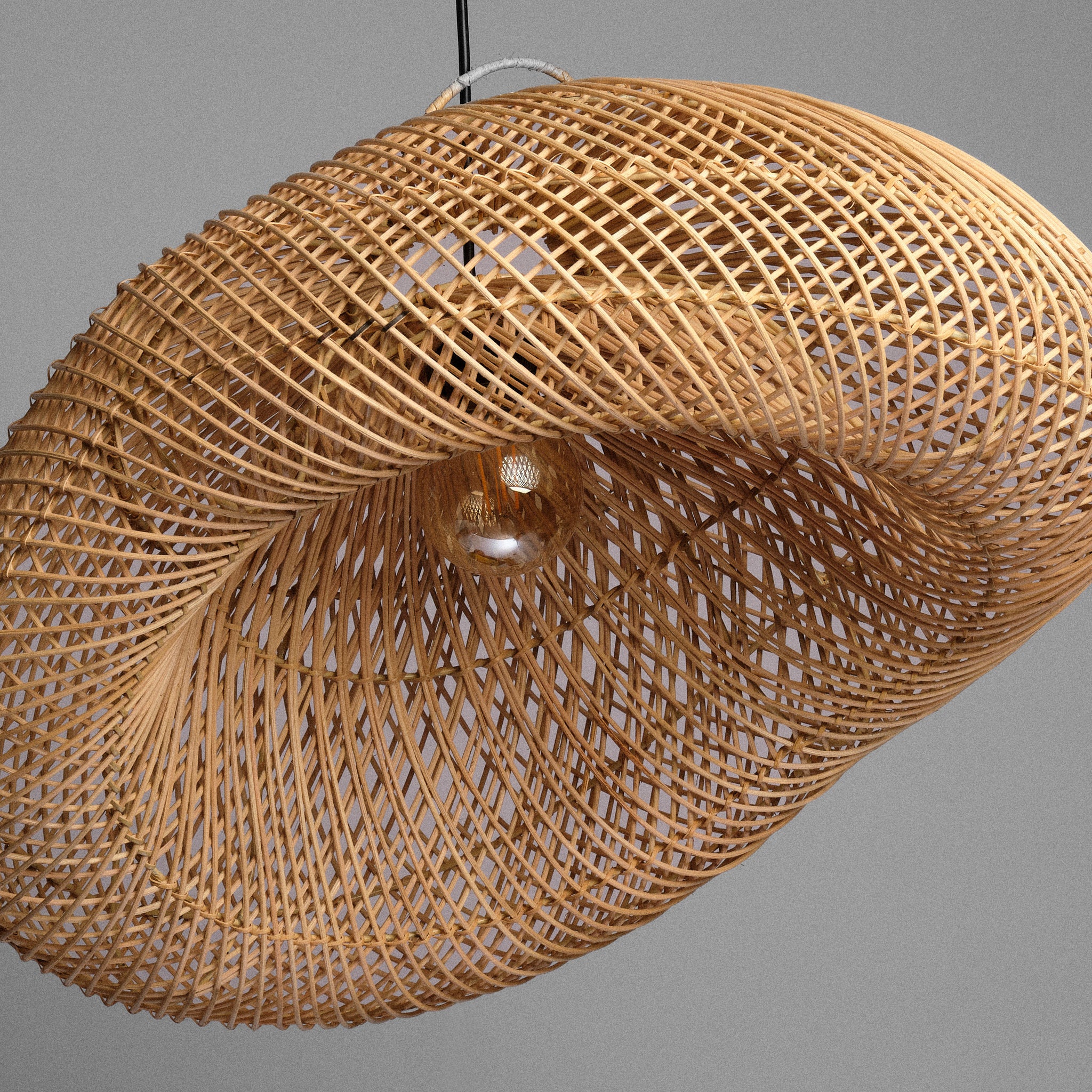 Lustră din ratan Pure